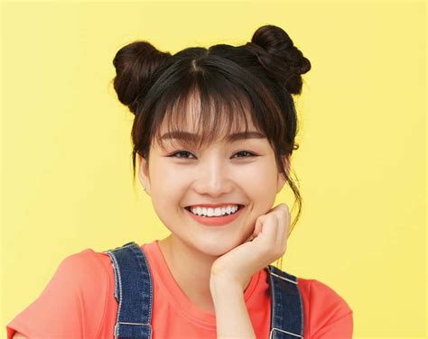 beautiful ways  style  bun  bangs
