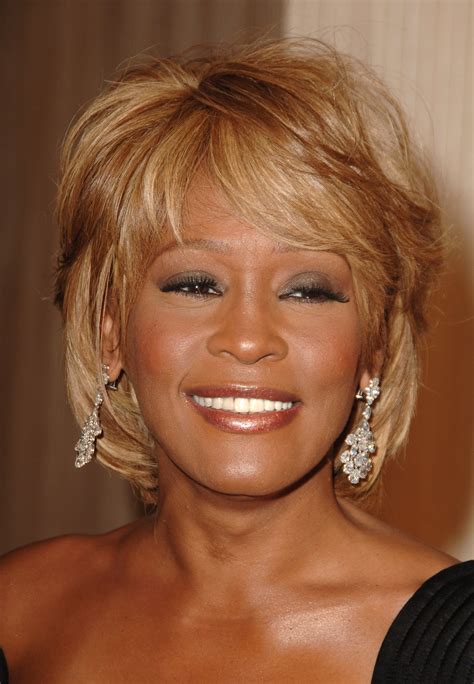 Whitney Houston’s Best Hair and Makeup Moments: See Photos | PS UK Beauty
