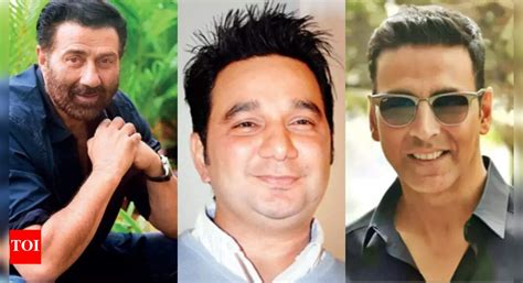 ahmed khan opens    close bond  akshay kumar  sunny