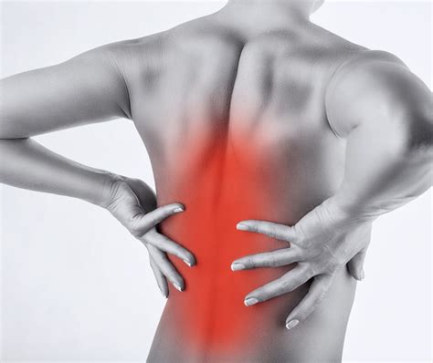 Middle back pain – the common causes explained - Complete Chiropractic ...