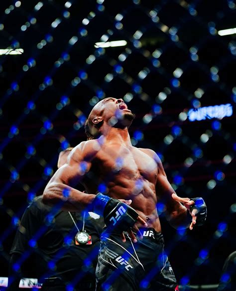 UFC lightweight calls for "165 weight class" in the wake of Jalin