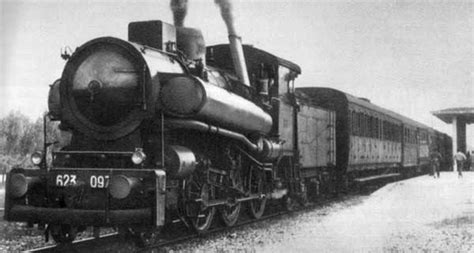623