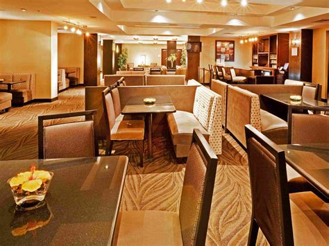 Hotels in Stillwater, OK near OSU | Holiday Inn & Suites Stillwater