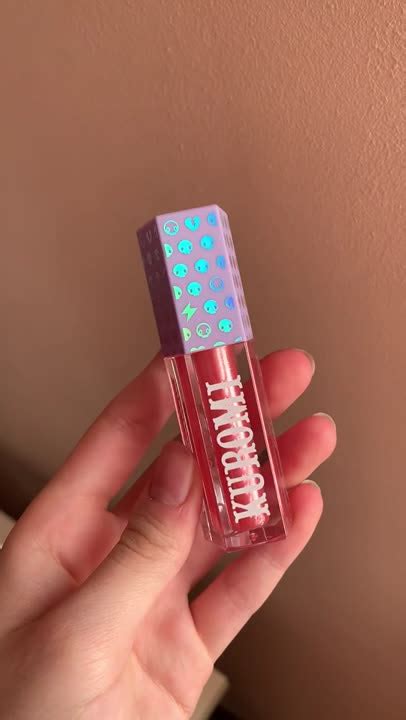 Блески для губ SODA Блеск для губ DOKI DOKI YUMMY #cuteadventure SECRET ...