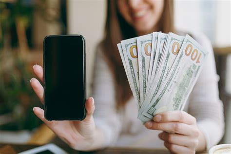 14 Places to Sell Your Phone for Cash Today (Online & Off)