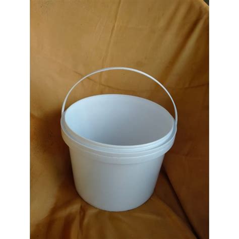 Jual Ember Putih Polos Bekas 5kg / Ember Bekas Selai 5kg / Ember Plus ...