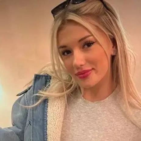 Chat with Brekie hill - text or voice, Enjoy AI Chat Free & Safe