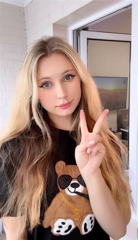 Ная Брайс. Обожаю in 2022 | Hair styles, Long hair styles, Beauty