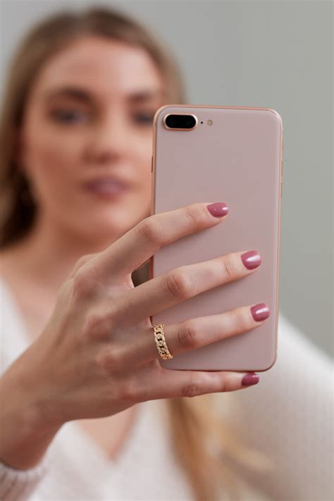 Paid Social Media Advertising for Jewelry Retailers - Stuller Blog