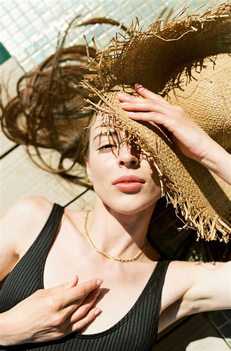 Hot Women Twerking Photos, Download The BEST Free Hot Women Twerking