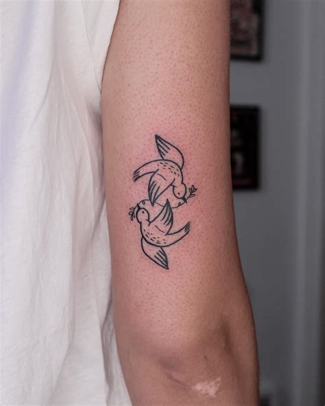 Tattoo of a dove: a symbol of peace or just a beautiful drawing? - ️ Онлайн блог о тату IdeasTattoo