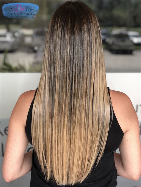 Stunning Caramel Balayage Looks For Medium-Length Brown Hair 1