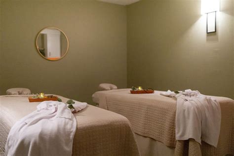 4 San Antonio spas with convenient hotel access