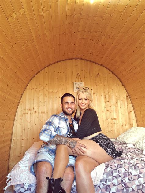 Lizzy Jade Groombridge updated... - Lizzy Jade Groombridge