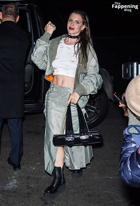 Julia Fox Poses Braless At The Saks Fifth Avenues New York Fashion Week