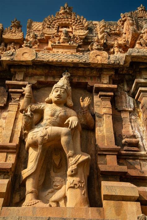 Brihadeeswara Hindu Temple, Thanjavur, Tamil Nadu, India Stock Photo - Image of thanjavur, nadu ...