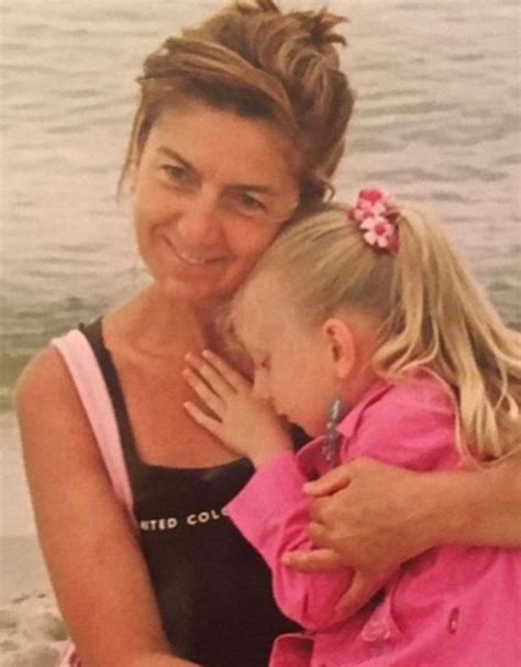 Kim są rodzice Luny? Jaki biznes ma jej ojciec? Co robi tata? | Świat