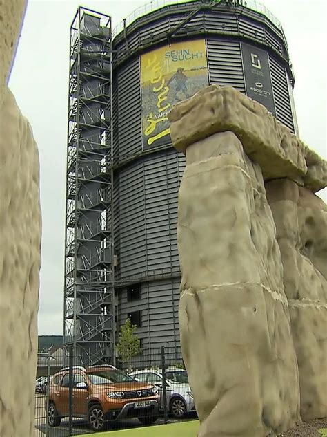 Playboy: Playmate Delia spricht offen über ihr Shooting und Fotos von