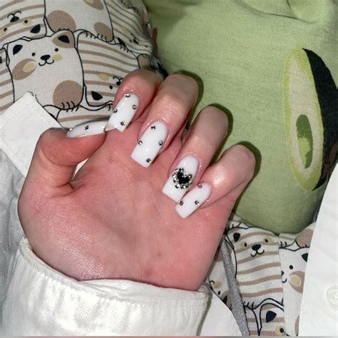 Все ноготочки выполнены прекрасным мастером , пишите для связи с ним💆‍♀ ...