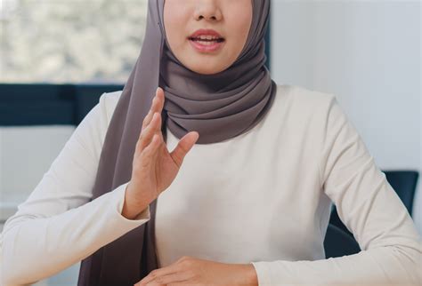 menjaga lisan  islam menurut al quran  hadits delia hijab