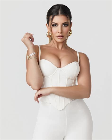 Sophia Russo - Age, Height, Net Worth, Boyfriend, Bio, Facts, Wiki