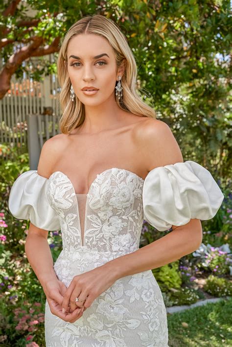 Wedding Dresses, Bridesmaid Dresses & Gowns | Jasmine Bridal