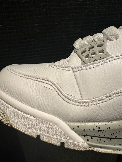 Risse aus Air Jordan 4 bekommen? (Schuhe, Style, Nike)
