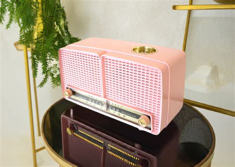 Sassy Pink 1957 RCA Victor Model 9-XL-1F Vacuum Tube Radio Dual Speake ...