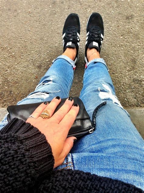 17 Best images about Black Vans Outfit on Pinterest | Red skater skirt ...