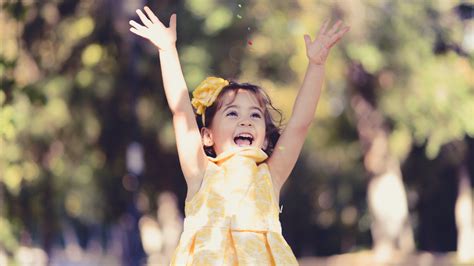 photo happy child child family father   jooinn