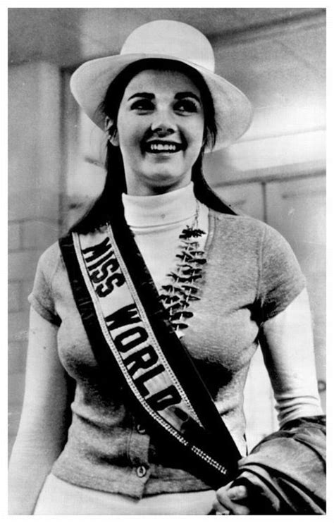 Lynda Carter, Miss World USA, 1972 | History In Pictures | Scoopnest