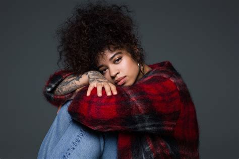 Ella Mai She Don't Wallpapers - Wallpaper Cave