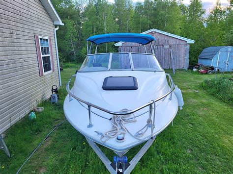 2001 Bayliner capri classic