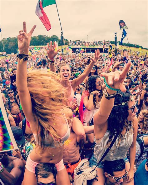 TracksForDays | EDM Blog - Tag your rave crew!! Friends that rave ...