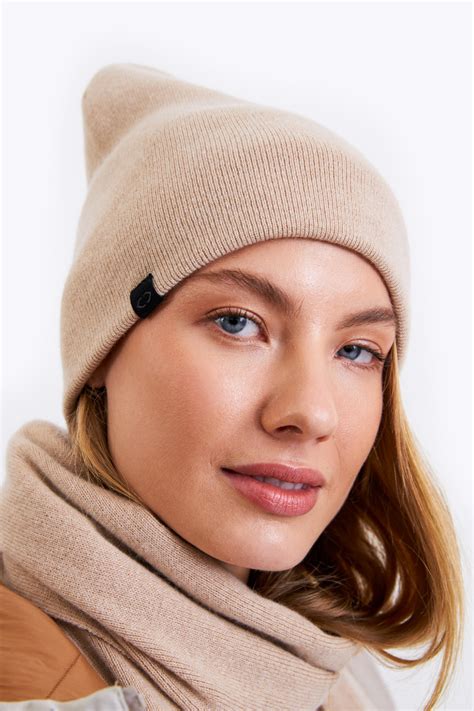 knitted merino wool hat audimas