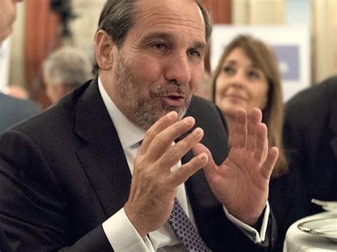 Mayoría de apellidos nacionales interesados en comprar Edesur