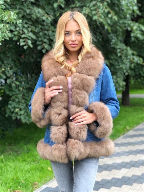 Куртка с мехом песца | Fur, Fur coat, Coat