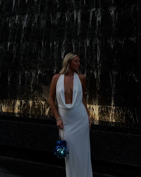 Victoria Cunningham (@vicunningham) • Instagram photos and videos