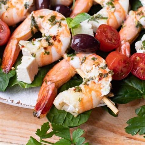 Healthy Mediterranean Shrimp Salad Recipe (Low Carb)