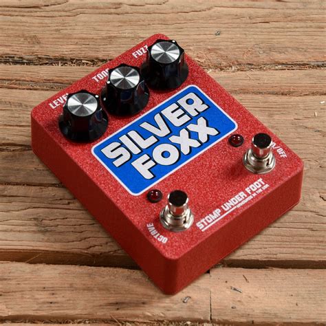 Stomp Under Foot Silver Foxx – Chicago Music Exchange