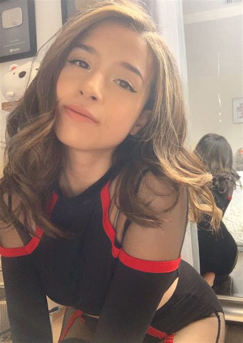 The Secret to Pokimane's Perfect Nude Lips: It's Winky Lux! - 9icmbo1