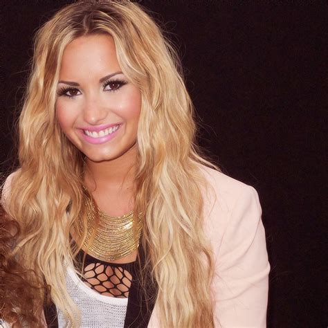 41 HQ Pictures Demi Lovato Blonde Hair - Demi Lovato Goes Back to Her ...