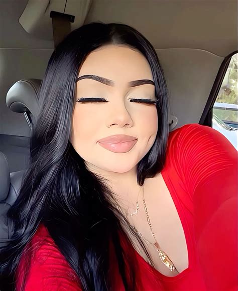 130 Latina queen ideas in 2025 | pretty latinas, latina makeup looks