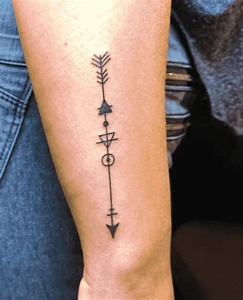 Arrow Tattoo Design Ideas Images | Arrow tattoo placements, Arrow ...