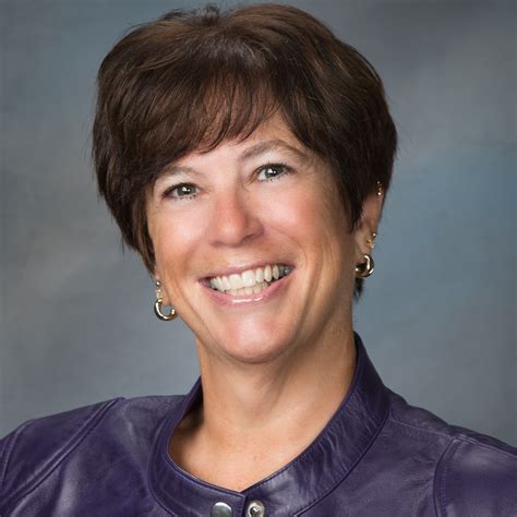 Kelly Kline, Hagerstown, MD Real Estate Associate - RE/MAX Results