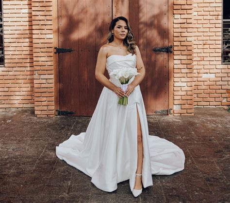 Isabelle Noiva Padre - Casamento no Chalé Enfesta | Noiva Internovias Isabelle - Internovias