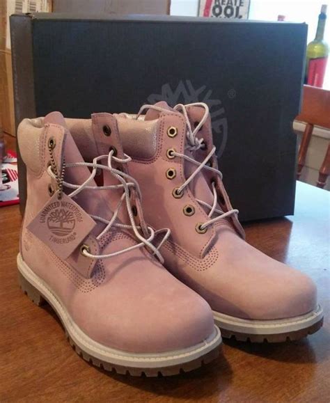 Women's blush pink waterproof Timberland boots | Kixify Marketplace