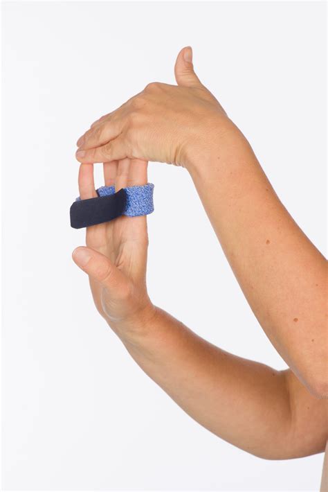 Extensor Tendon Repair (Relative Motion Extension Regime), a guide to