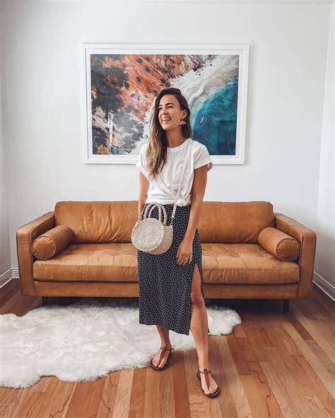 Warm Weather Vacation Capsule (15+ Outfits) – Natalie Borton Blog