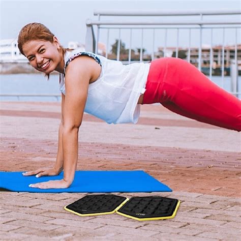 SKLZ Slidez Stability Discs for Body-Weight Training (Review)